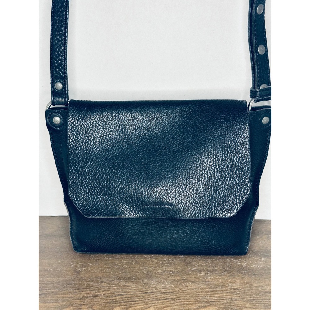 ECCO‎ Black Pebbled Leather Crossbody Flap Bag Silver Stud Adjustable Strap